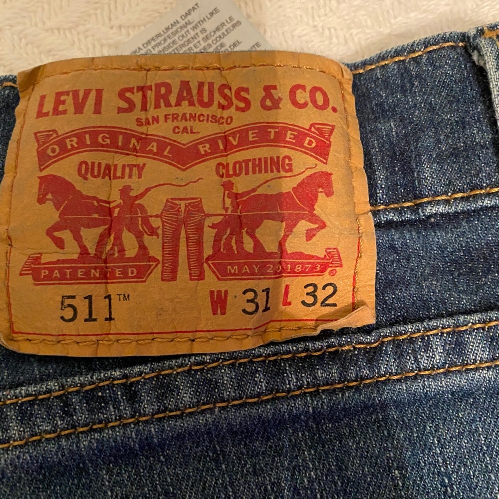 Levi 511